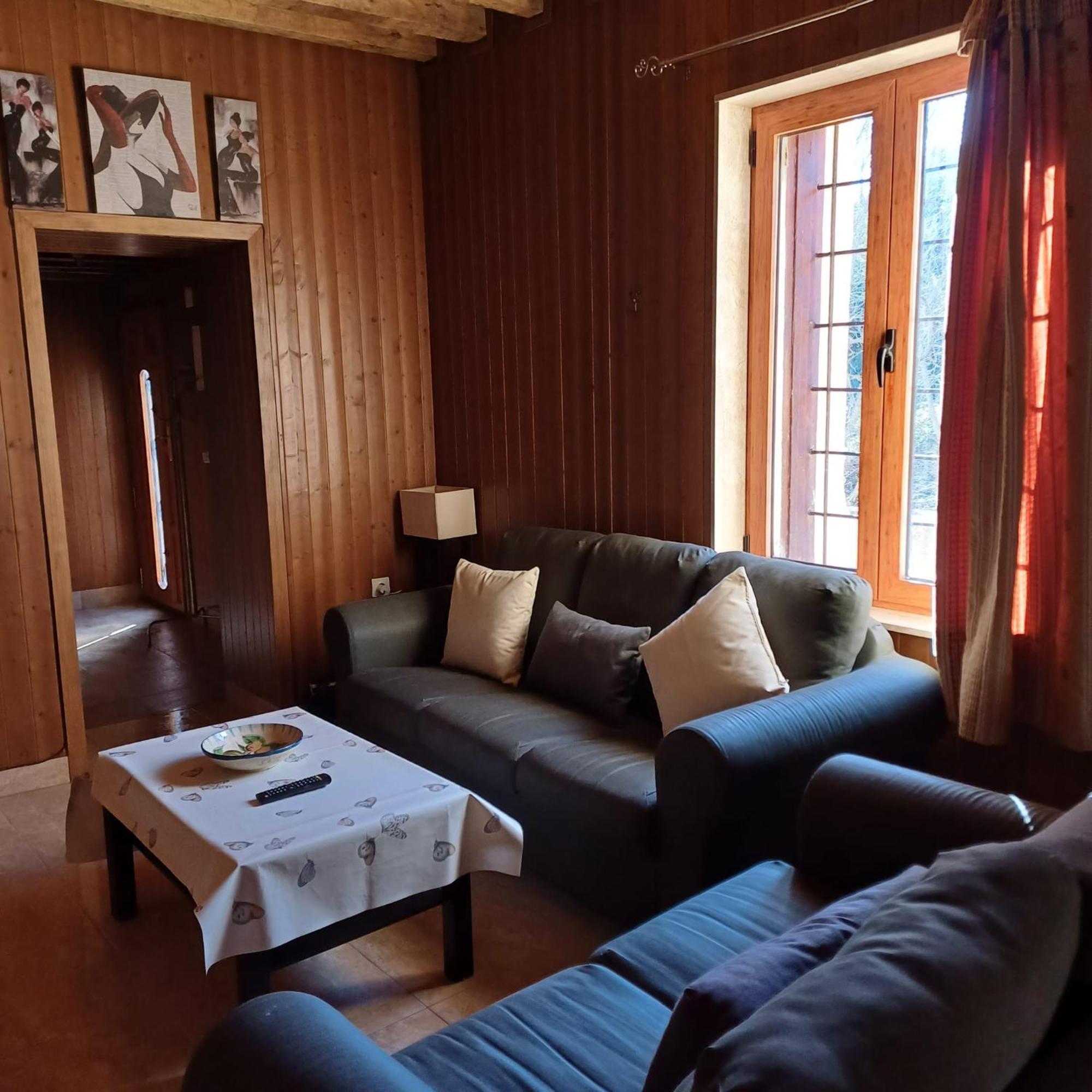 Villa El Enebro à Villaverde De Guadalimar Extérieur photo